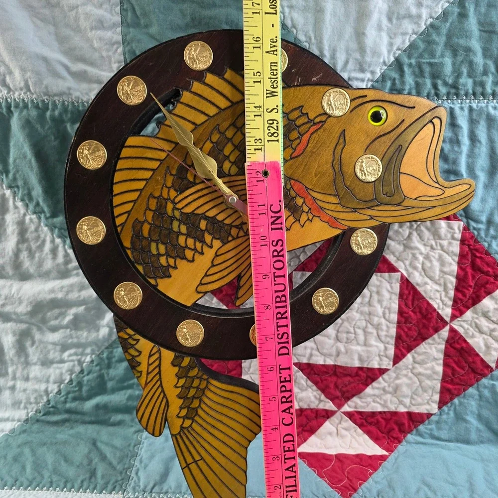 Vintage Largemouth Bass Wood Wall Clock with Fishing Medallions Analog Decor